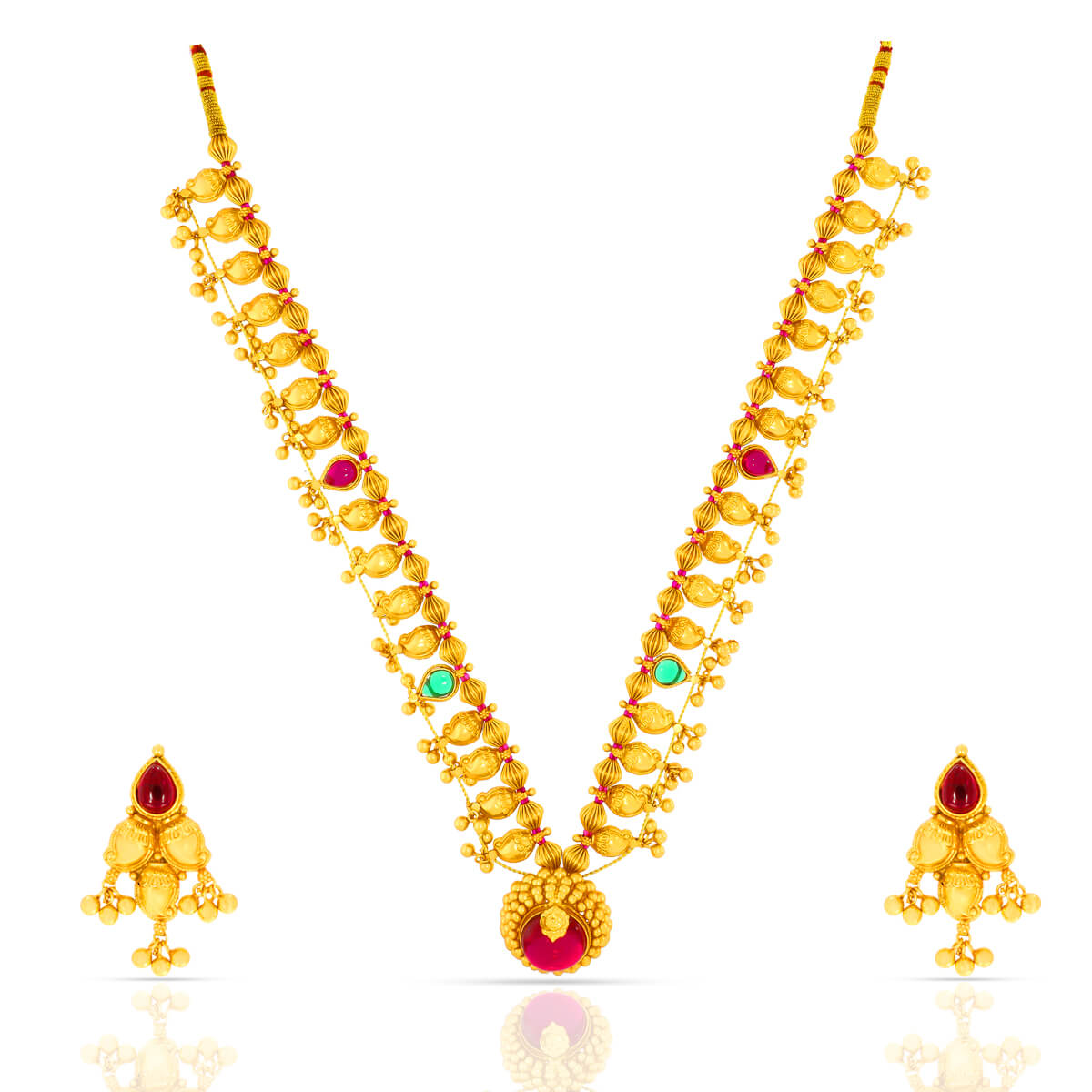 Majestic Saaj Necklace Set In Gold Plated