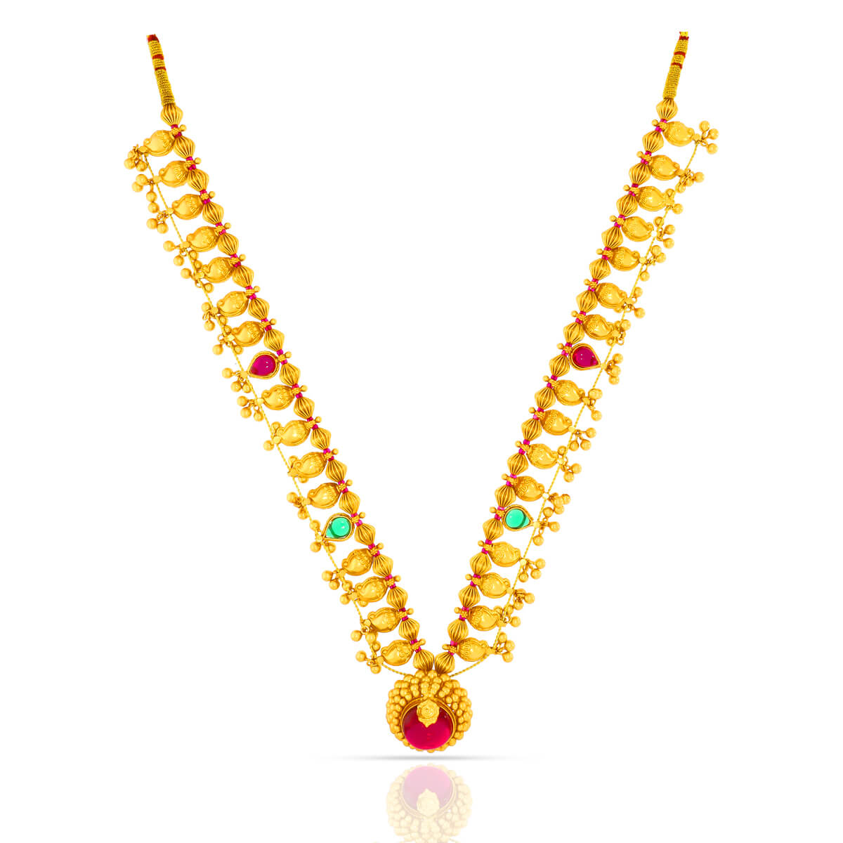 Majestic Saaj Necklace Set In Gold Plated