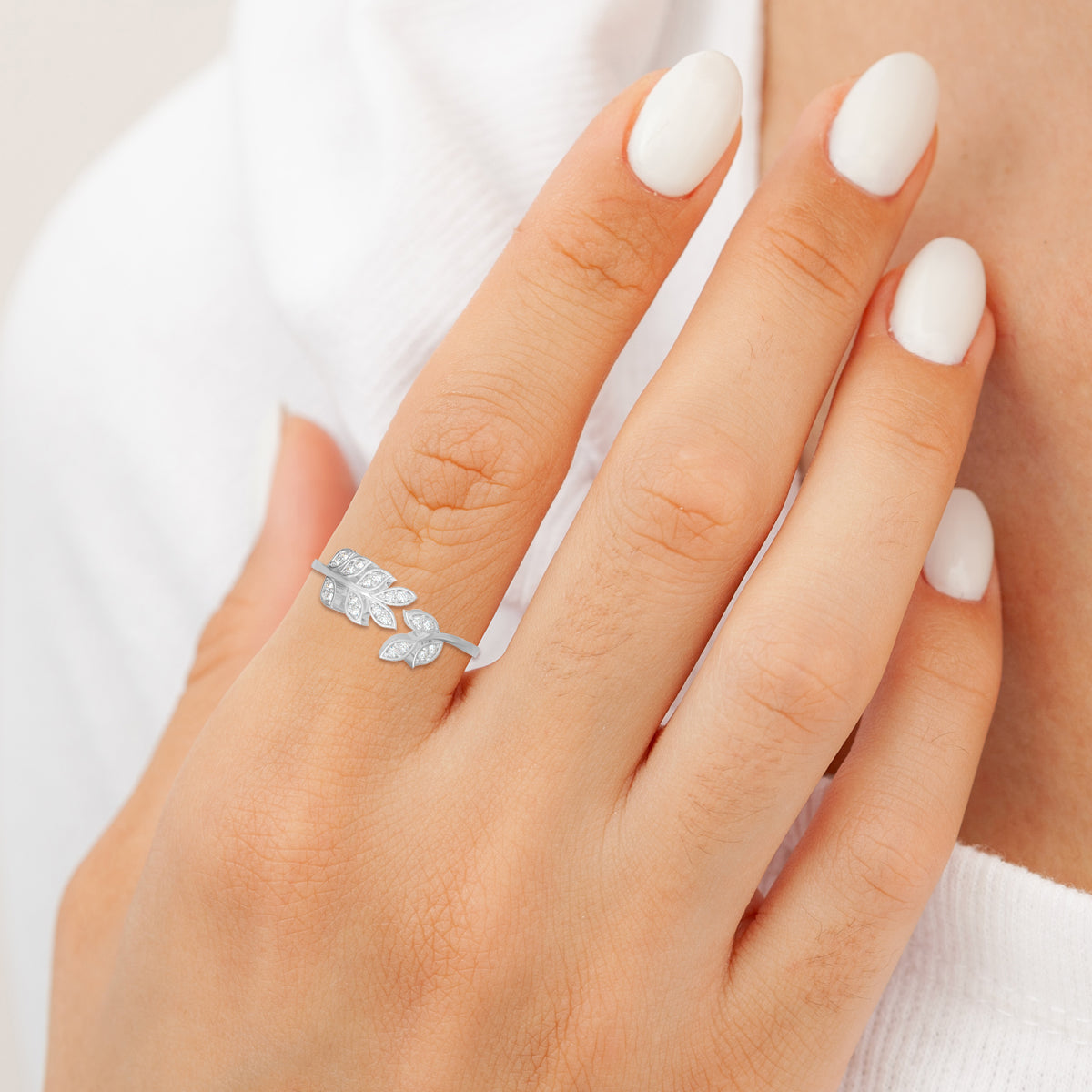 Leaf String Silver Ring